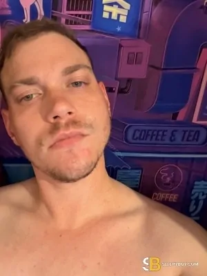Gay Escort Tj 30yr - blowjob