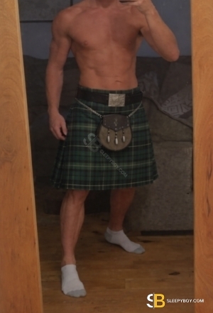 Bisexual Escort Andy 44yr - trios