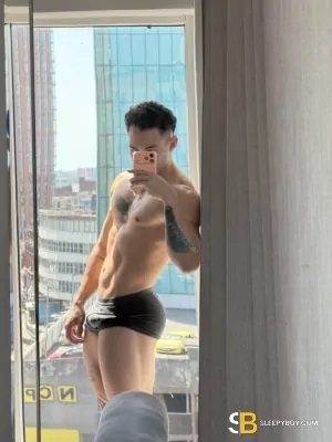 Bisexual Escort Daniel Lino 25yr - sucking