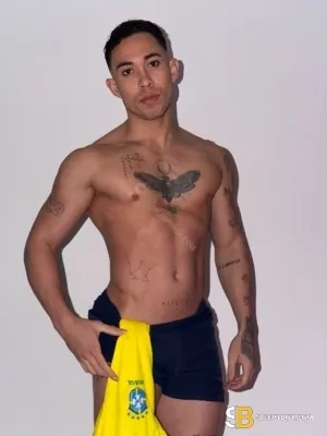 Bisexual Escort Daniel Lino 25yr - licking