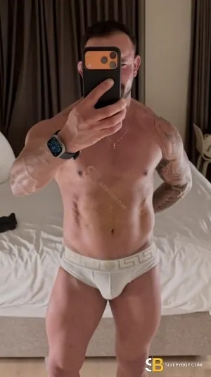 Bisexual Escort Carlos 30yr - sucking