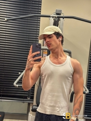 Gay Escort Marcello 22yr - sucking