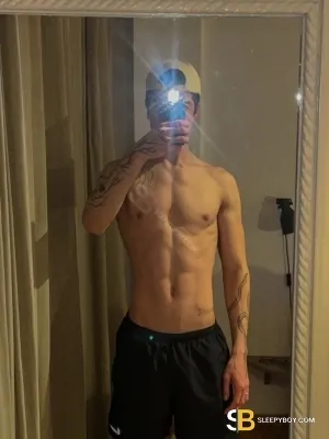 Gay Escort Marcello 22yr - sucking