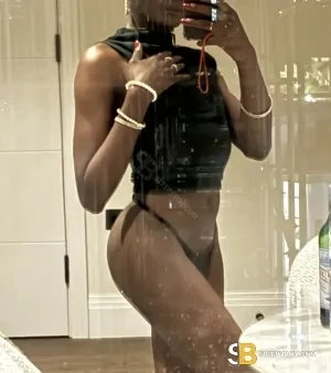 Gay Escort Mikey 26yr - role