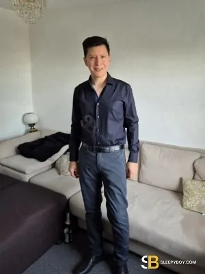 Gay Escort Noah 36yr - role