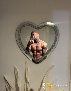 male escort Leicester Murdz