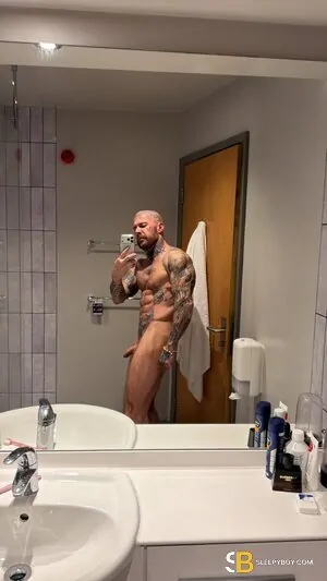 Bisexual Escort Murdz 43yr - role