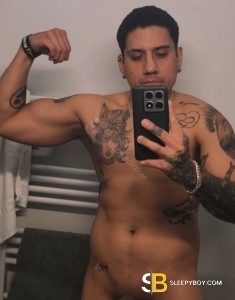 male rent boy Valence &aacute;lvaro
