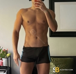 Gay Escort Dominique 32yr - role