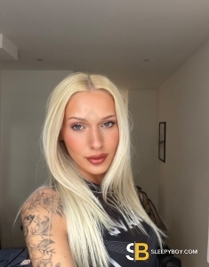 transgender (MTF) escort London Kiera