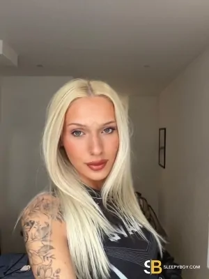 Bisexual Escort Kiera 18yr - role