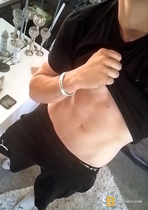 Gay Escort Alex 26yr - role