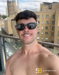 male rent boy London Maicke