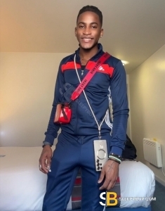 male rent boy London Mario