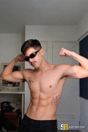 Gay Escort Guilherme 23yr - role