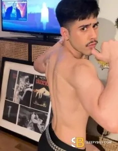 male rent boy London Guilherme