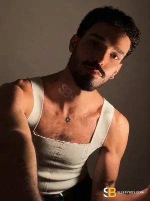 Gay Escort Caio 27yr - trios