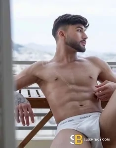 male escort London Guilherme