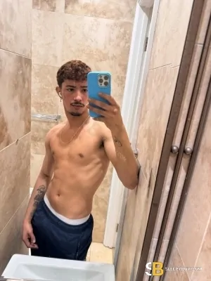 Bisexual Escort Luan Vitor 23yr - role