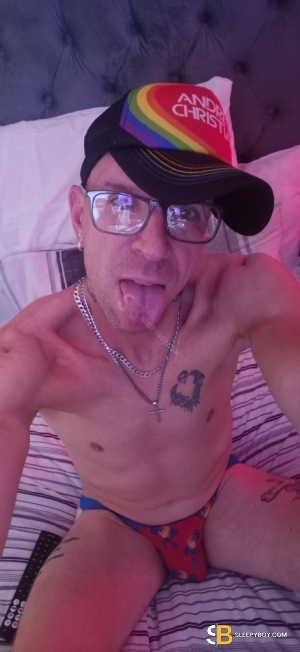 Gay Escort Pip 35yr - sucking