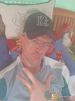 Gay Escort Pip 35yr - role