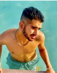 male rent boy Cardiff Ari