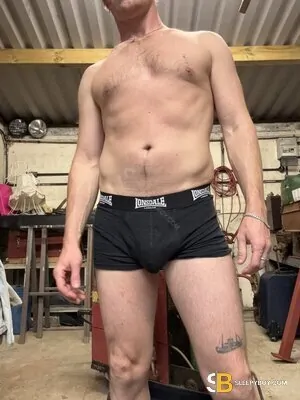 Gay Escort Chuck 32yr - role