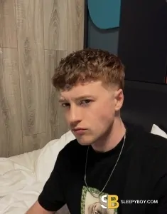 male rent boy Glasgow Alex