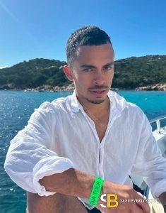 male escort Kingsland Adrrian