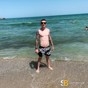 Bisexual Escort Alexandru 29yr - sucking