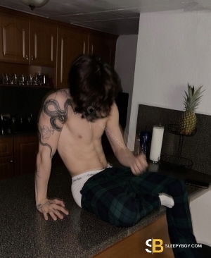 Bisexual Escort Gabriel 23yr - sucking