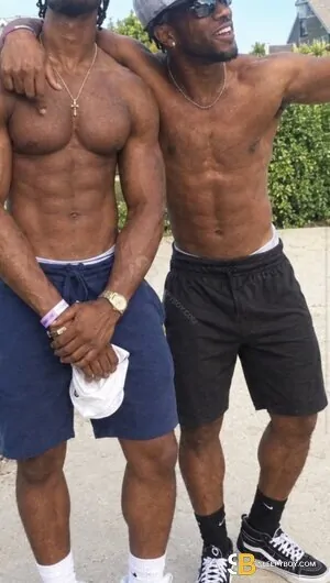 Bisexual Escort Twoblacktops 22yr - role
