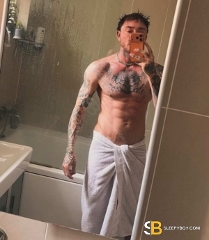 Gay Escort Atlas 32yr - role