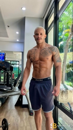 Bisexual Escort Marcello 27yr - sucking