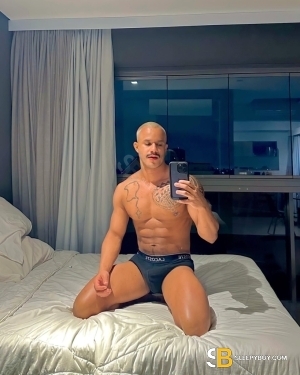 Bisexual Escort Marcello 27yr - sucking
