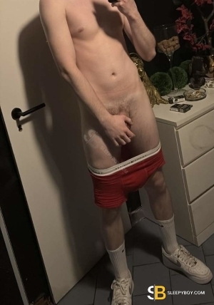 Bisexual Escort Cameron 19yr - role