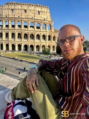 Gay Escort Marlon 27yr - role