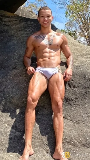 Gay Escort Samuel 27yr - exhibitionist