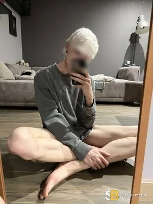 Gay Escort Natan 25yr - sucking