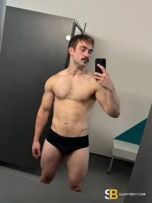 Gay Escort Max 22yr - sucking