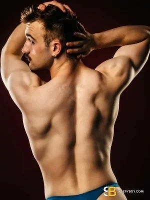 Gay Escort Max 22yr - role