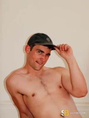 Gay Escort Max 22yr - licking