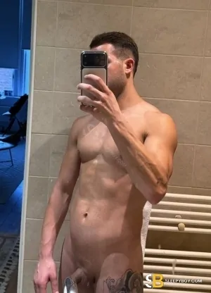 Bisexual Escort Alessio 25yr - role