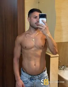 male rent boy London Alessio