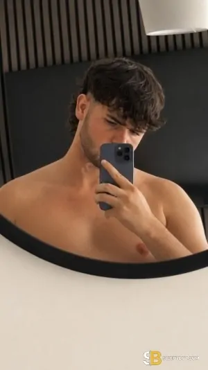 Bisexual Escort Cody 22yr - role