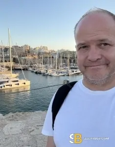 male rent boy Brighton Andy