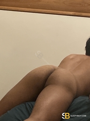 Gay Escort Leonardo 28yr - licking
