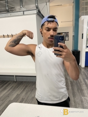 Gay Escort Leonardo 28yr - role