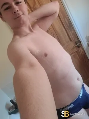 Gay Escort Ryan 21yr - role
