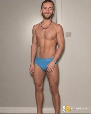 Gay Escort Kyle 32yr - role